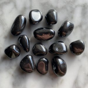 hematite tumbled pocket stone - hématite roulée pierre de poche
