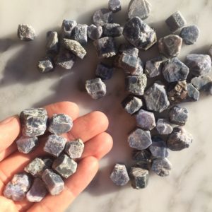 natural blue sapphire rough crystal - Saphir Bleu Brut Naturel