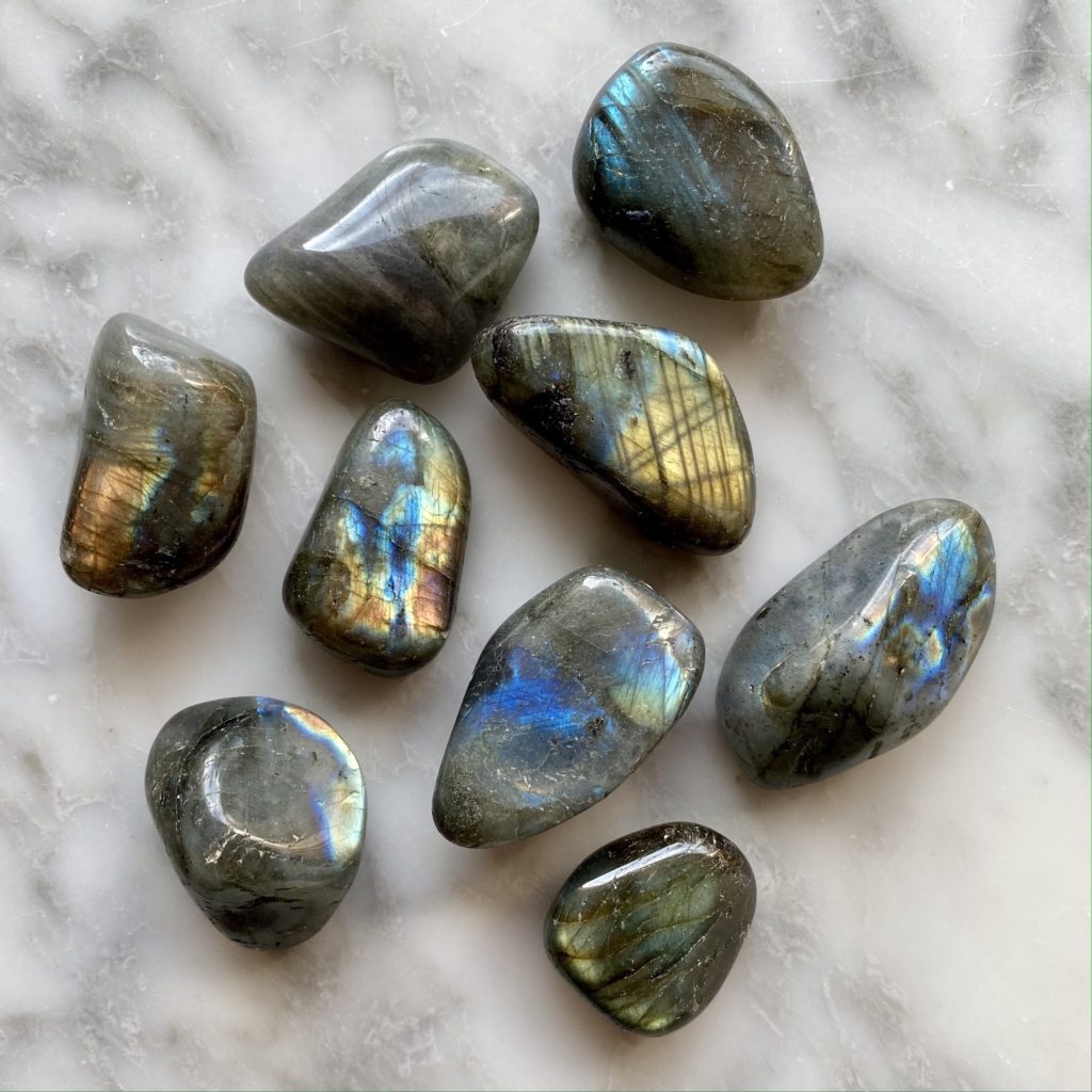 Lapis Lazuli Tumbled Pocket Stone - Minera Emporium Crystal & Mineral Shop