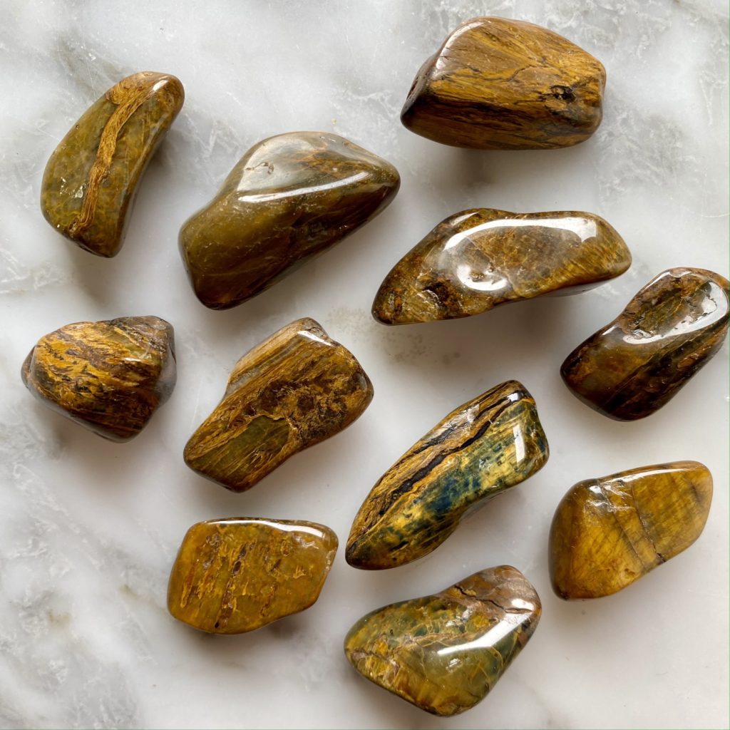 lionskin jasper tumbled pocket stones - jaspe peau de lion roulée pierre de poche