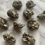 pyrite crystal cluster specimen - spécimen de macle de cristaux de pyrite naturelle