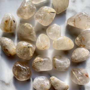 rutilated quartz tumbled pocket stone - quartz rutile roulé pierre de poche