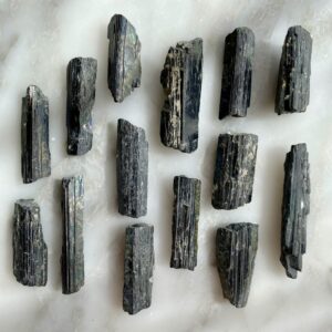 Aegirine Blade Specimen from Mont St Hilaire - Lame d'aegirine du mont st hilaire québec