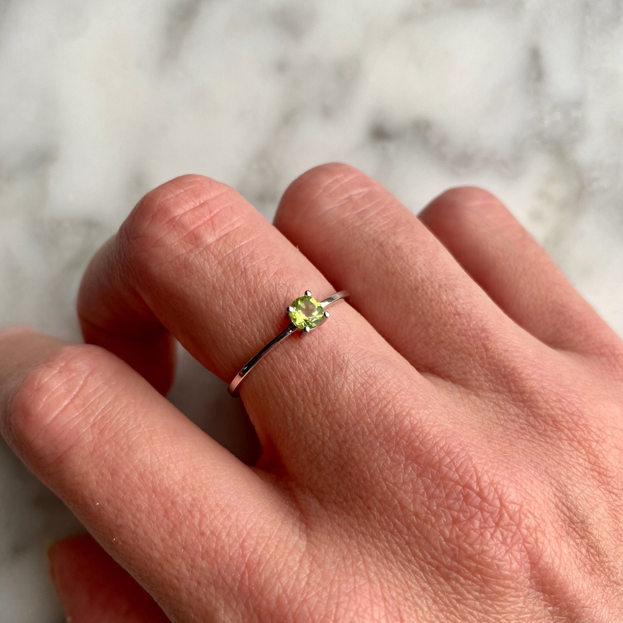 Peridot sterling silver ring - bague peridot argent sterling