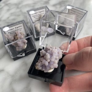 miniature minerals grape agate specimen - spécimen d'agate raisin