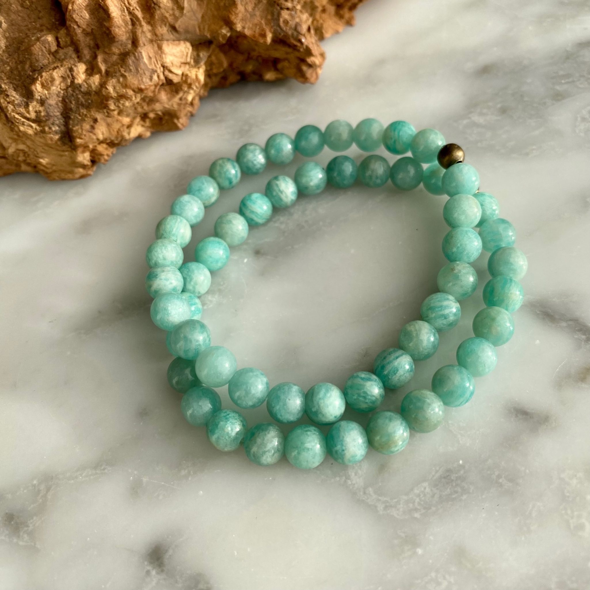 Amazon.com: Natural Ice Amazonite Bracelet For Women Men Green Crystal  Mozambique Stone Healing Round Beads Strand Jewelry 7mm 8mm 9mm 10mm 12mm  (10mm) : Clothing, Shoes & Jewelry