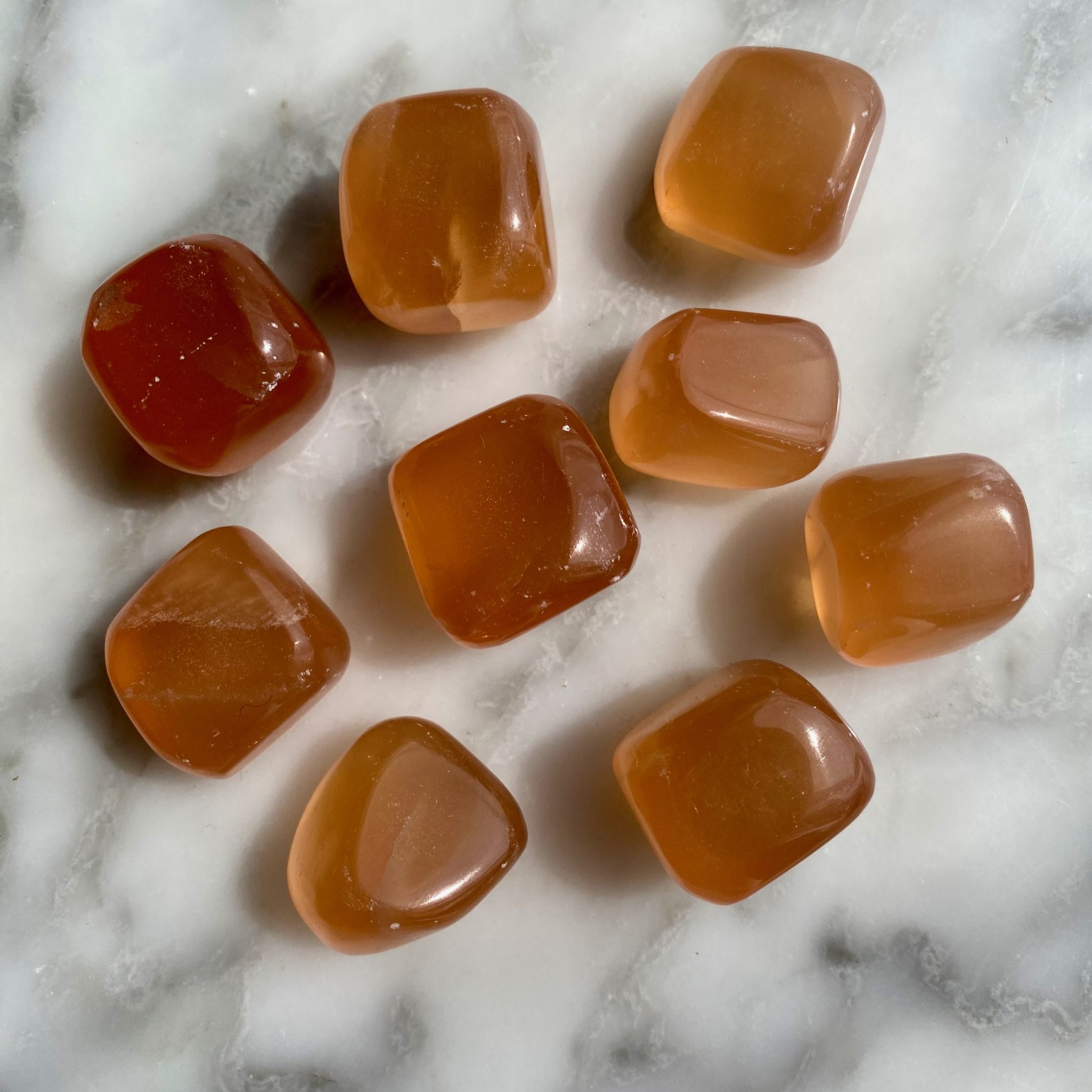 Honey Calcite Tumbled Pocket Stone - Calcite miel roulée pierre de poche