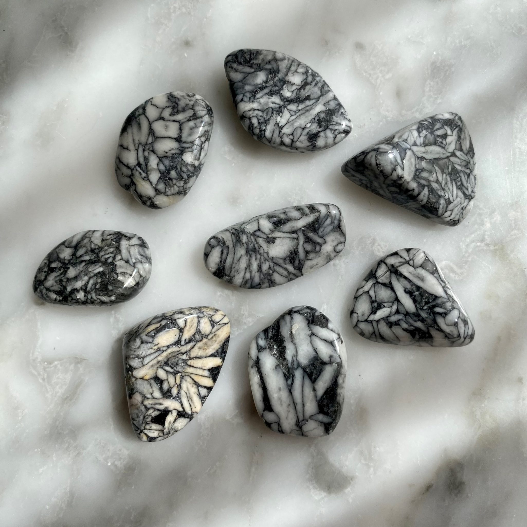 pinolite tumbled pocket stone medium - pinolite roulée pierre de poche medium