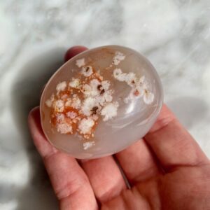 flower agate palmstone - pierre de paume agate fleur a