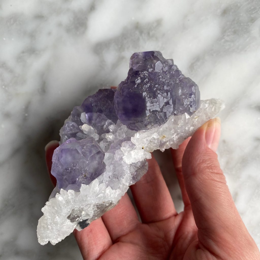 Fluorite and Quartz Specimen from JiangXi, China - spécimen de fluorite et quartz de JianXi, Chine