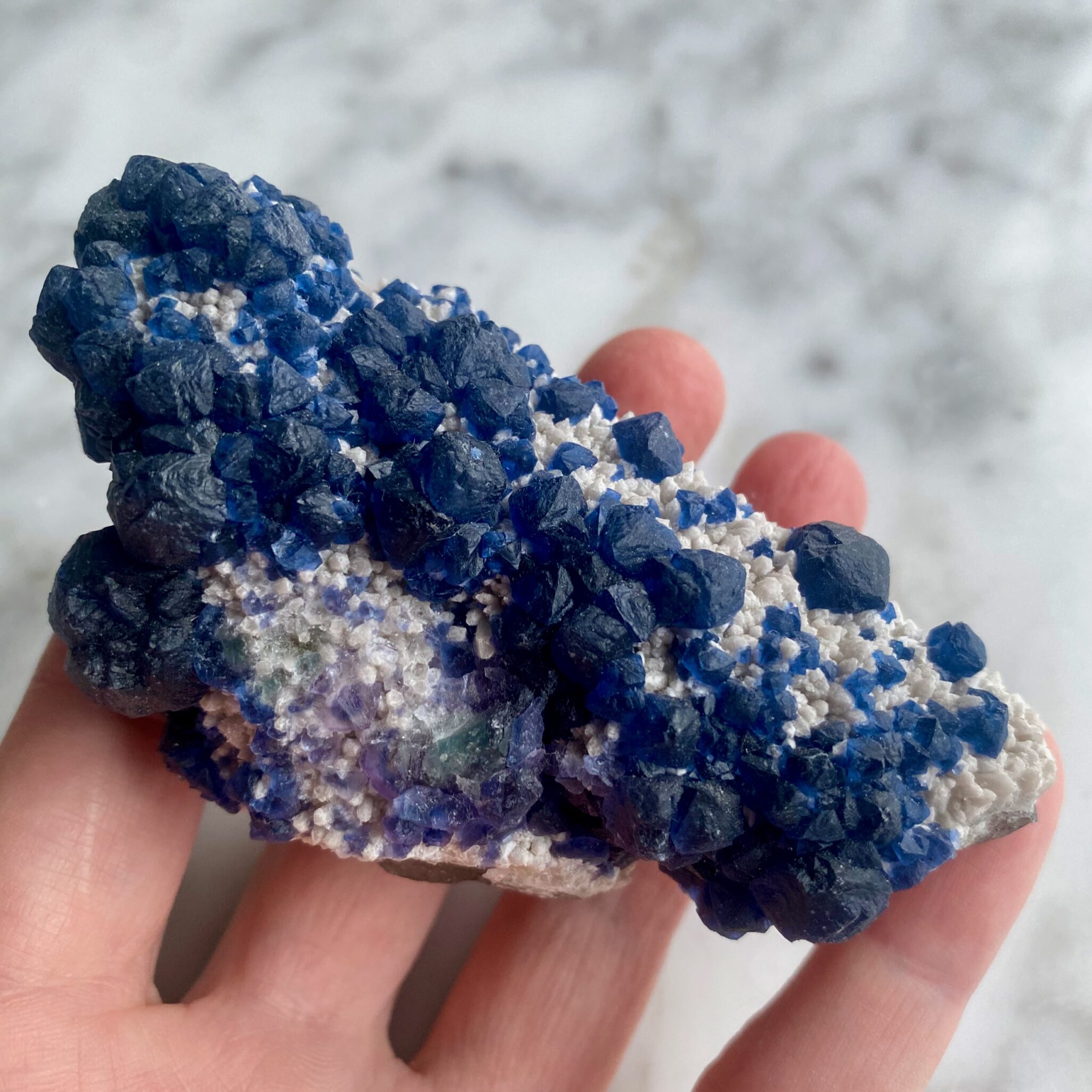 Blueberry Blue Fluorite on Quartz from inner mongolia - Fluorite Bleue Bleuet sur Quartz