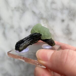 Prehnite Epidote Specimen from Mali - Spécimen de préhnite epidote du mali