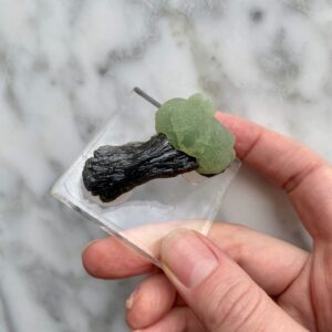 Prehnite Epidote Specimen from Mali - Spécimen de préhnite epidote du mali