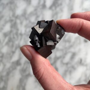 Limonite after Pyrite Pseudomorph from Pelican Point, Utah, USA - Pseudomorphe de Limonite après Pyrite de Pelican Point