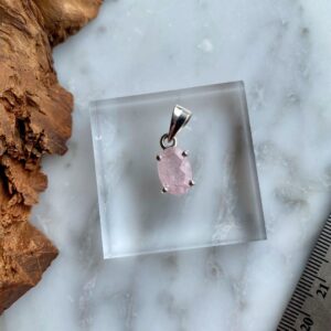Facetted Natural Morganite Sterling Silver Pendant - Pendentif de Morganite Facettée en Argent Sterling