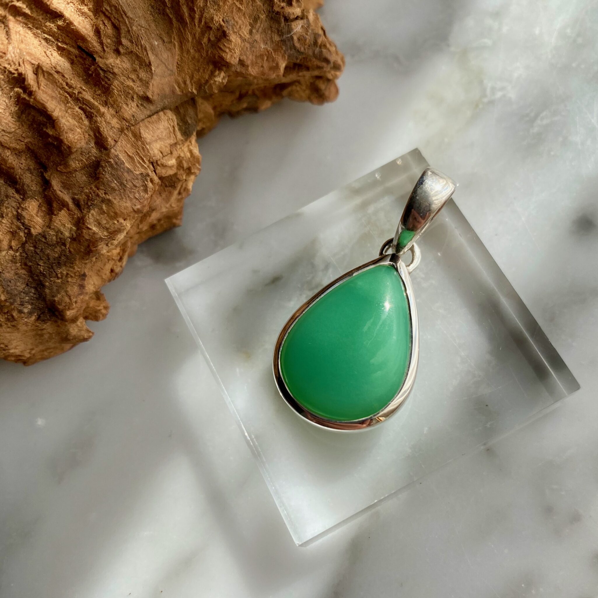 chrysoprase sterling silver pendant - pendentif de chrysoprase en argent sterling