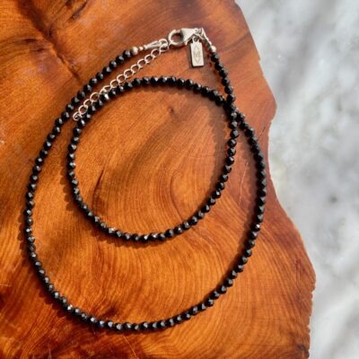 Faceted Black Spinel Gemstone Necklace - Collier de spinelle noir facetté