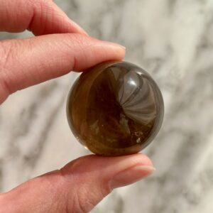 smoky quartz sphere - sphère de quartz fumé