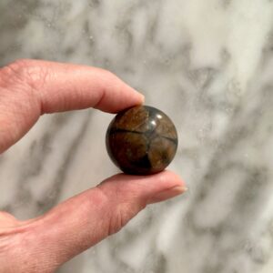 staurolite sphere - sphère de staurolite