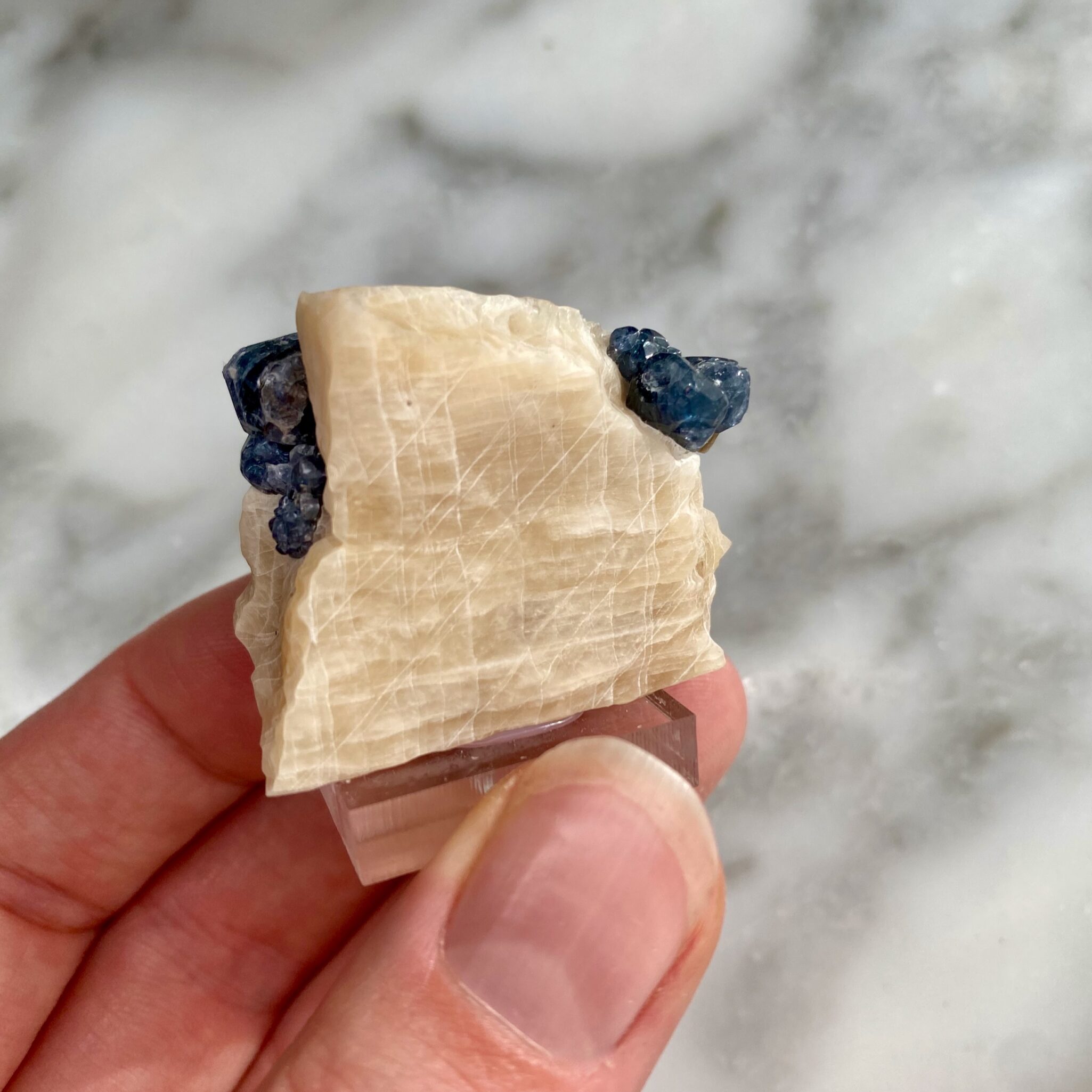 Blue Spinel in Calcite from Nunavut, Canada