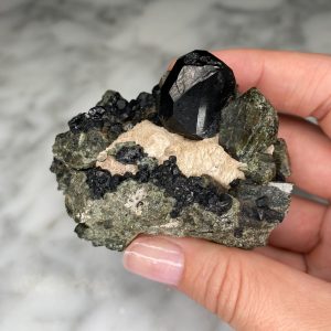 Spinel, Diopside, Calcite from Aldan 1a