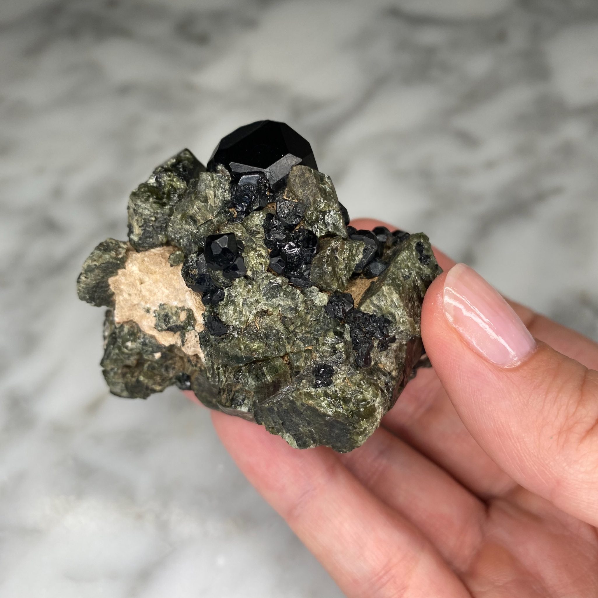Spinel, Diopside, Calcite from Aldan, Siberia, Russia - Image 4