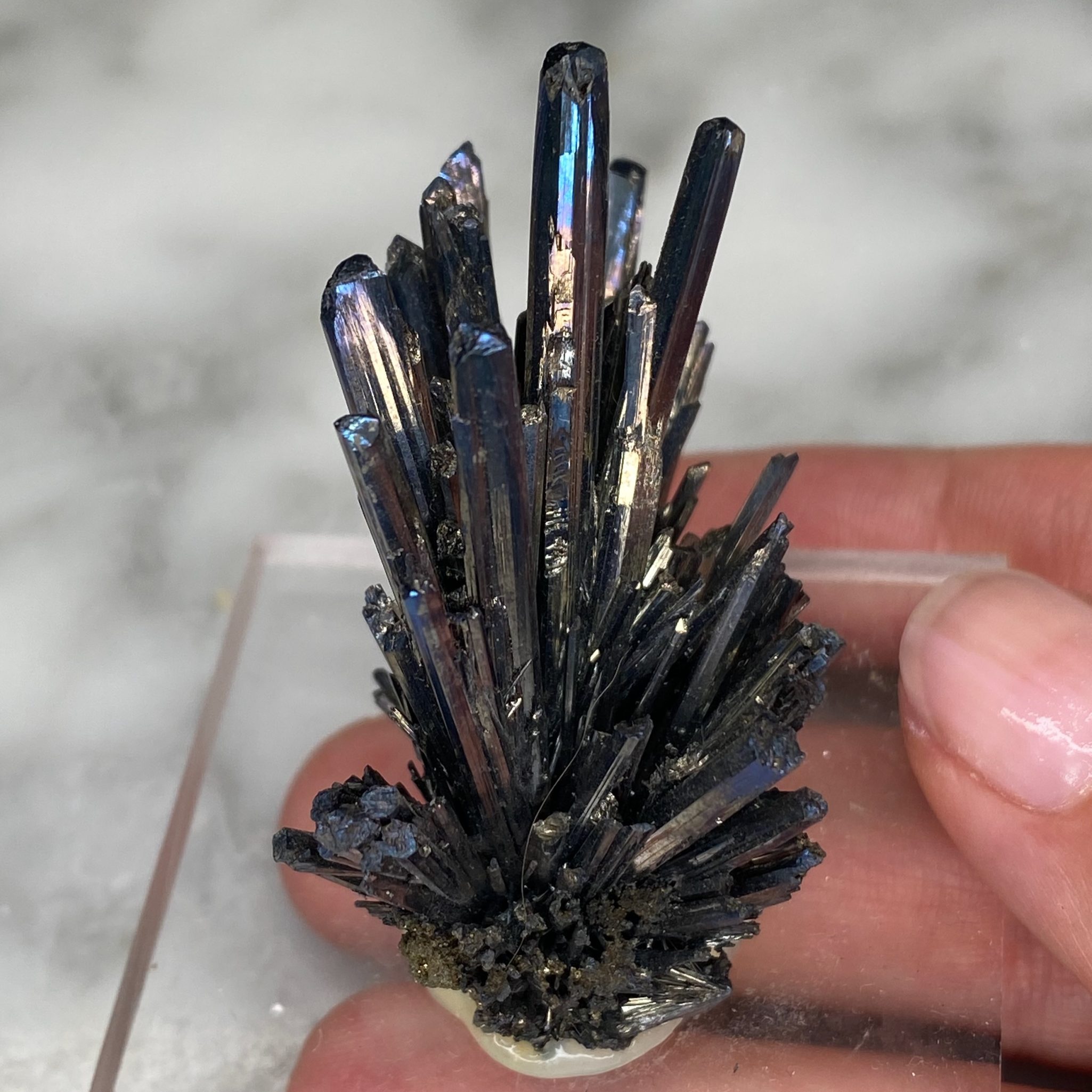 Stibnite de Maramures, Roumanie – Image 2